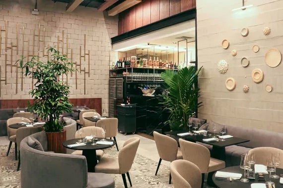 The dining room at Tiara in Rio