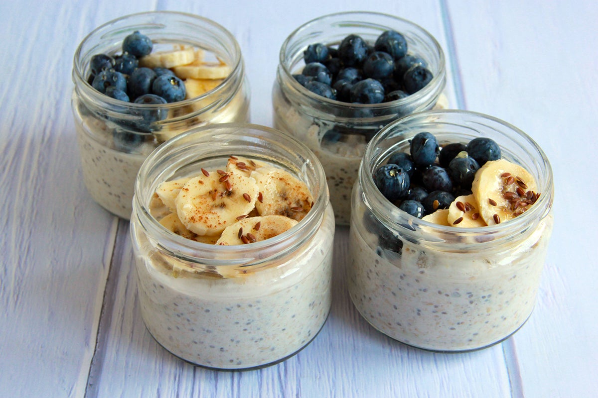 Overnight oats with protein powder and toppings - Fine Dining Lovers