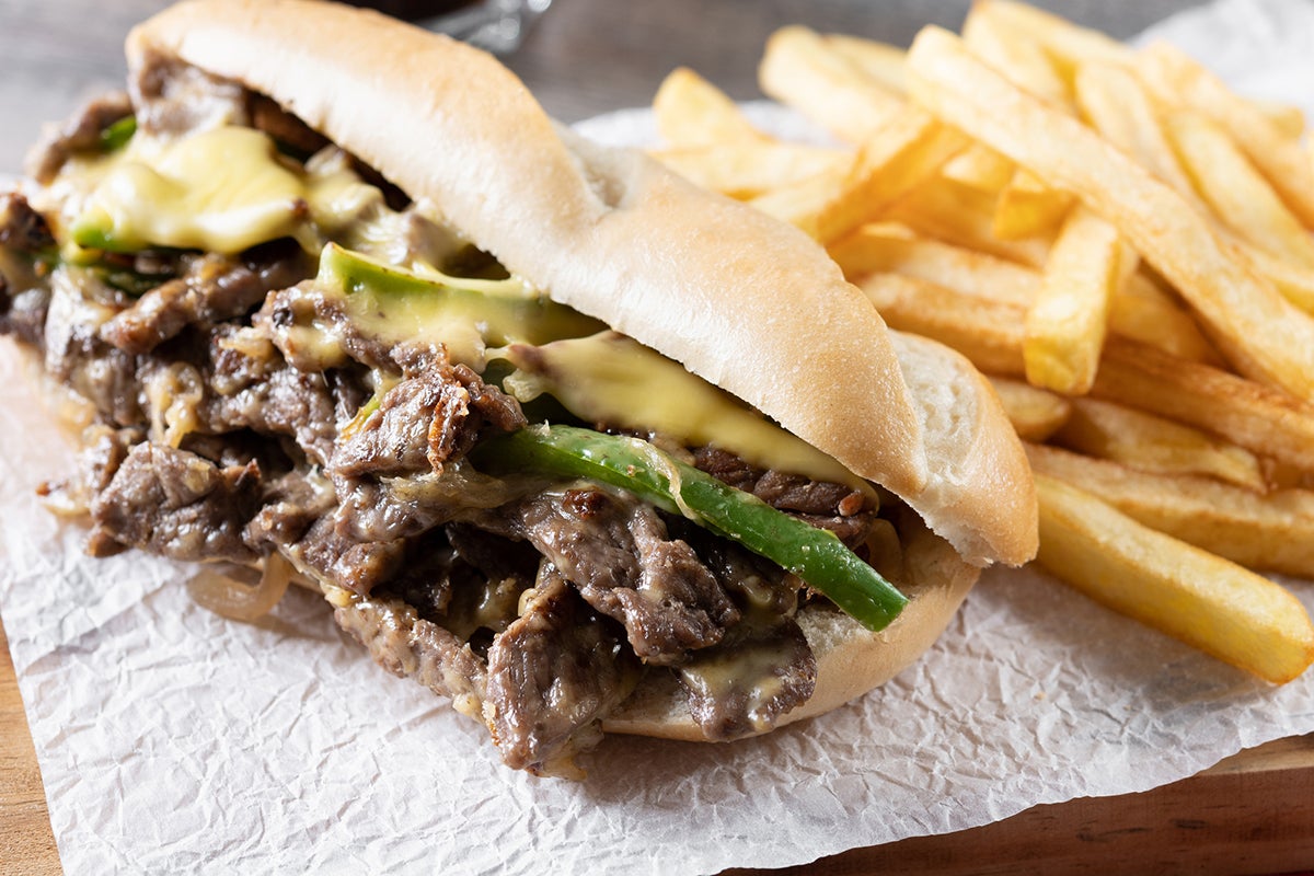 philly cheesesteak - Fine Dining Lovers