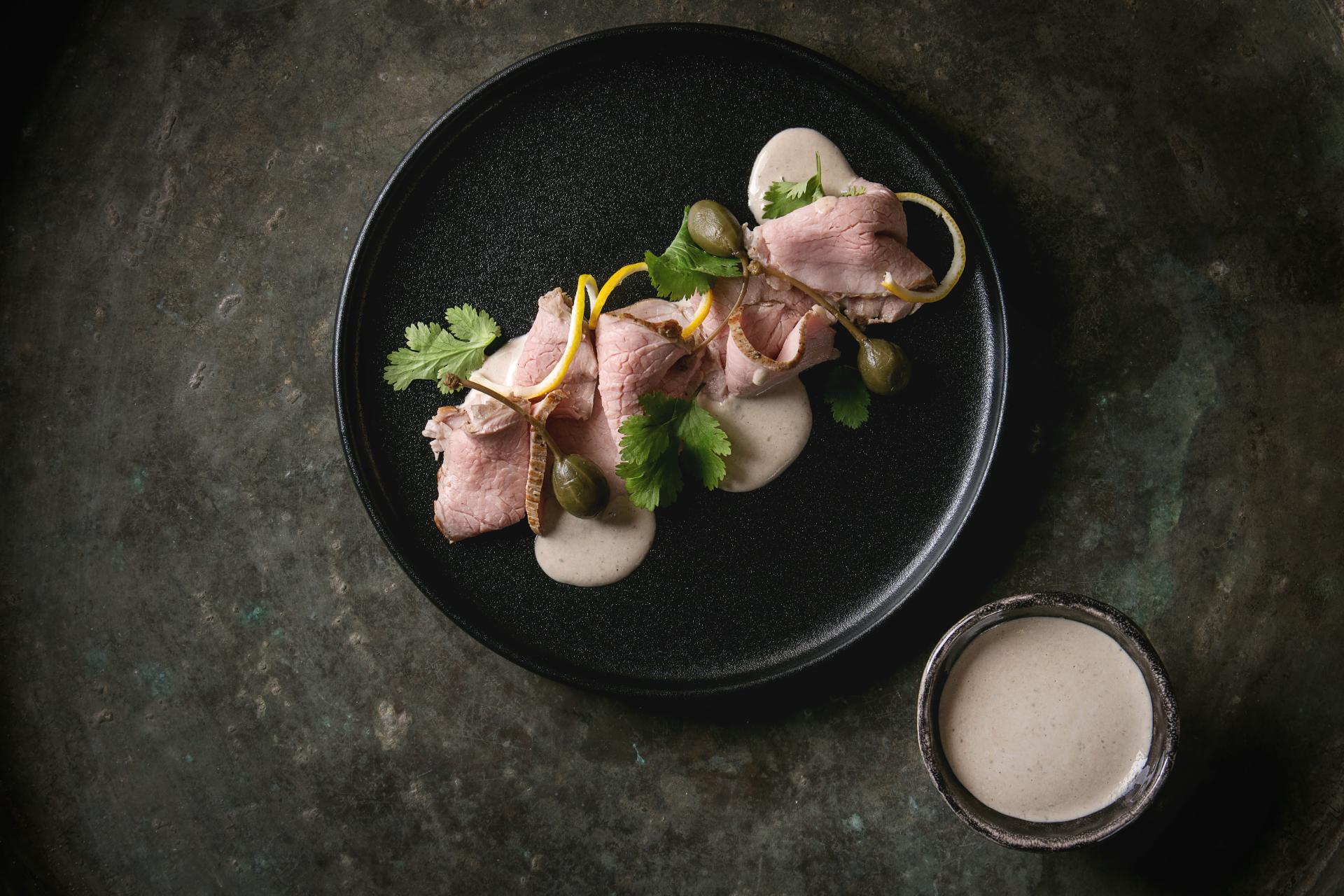 80s-food-veal-tonnato