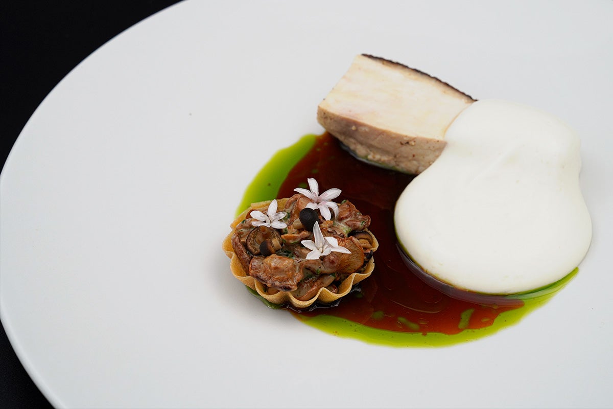 Buttermilk poultry, chanterelles, wild garlic