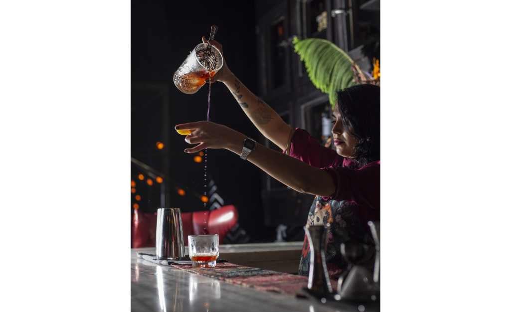 gina-barbachano-hanky-panky