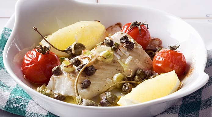 Oven-baked cod in lemon sauce