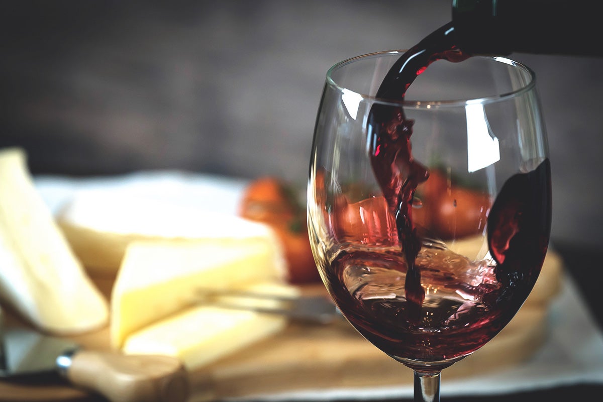 Red wine and cheese