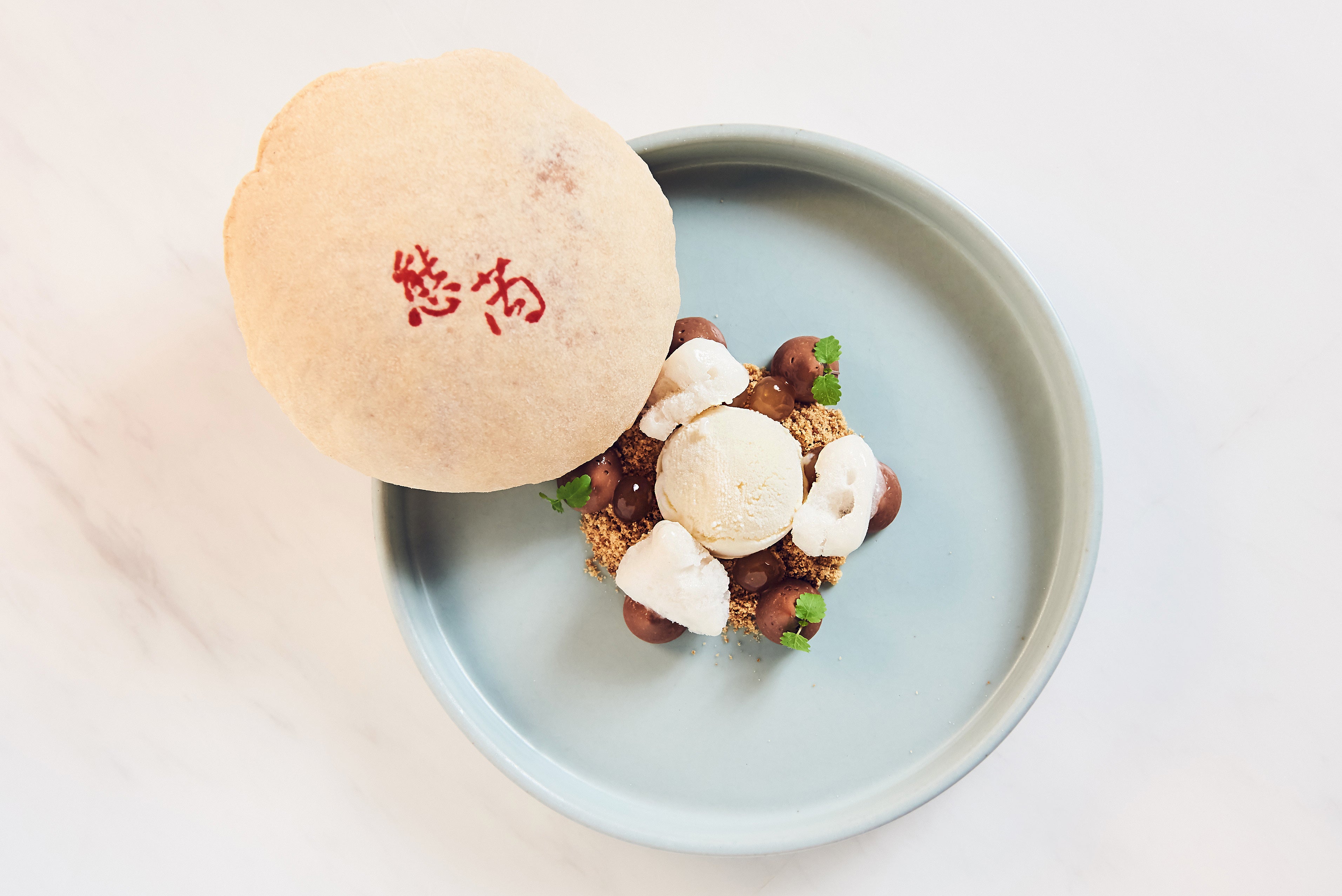 signature-pong-pia_Angela-Lai