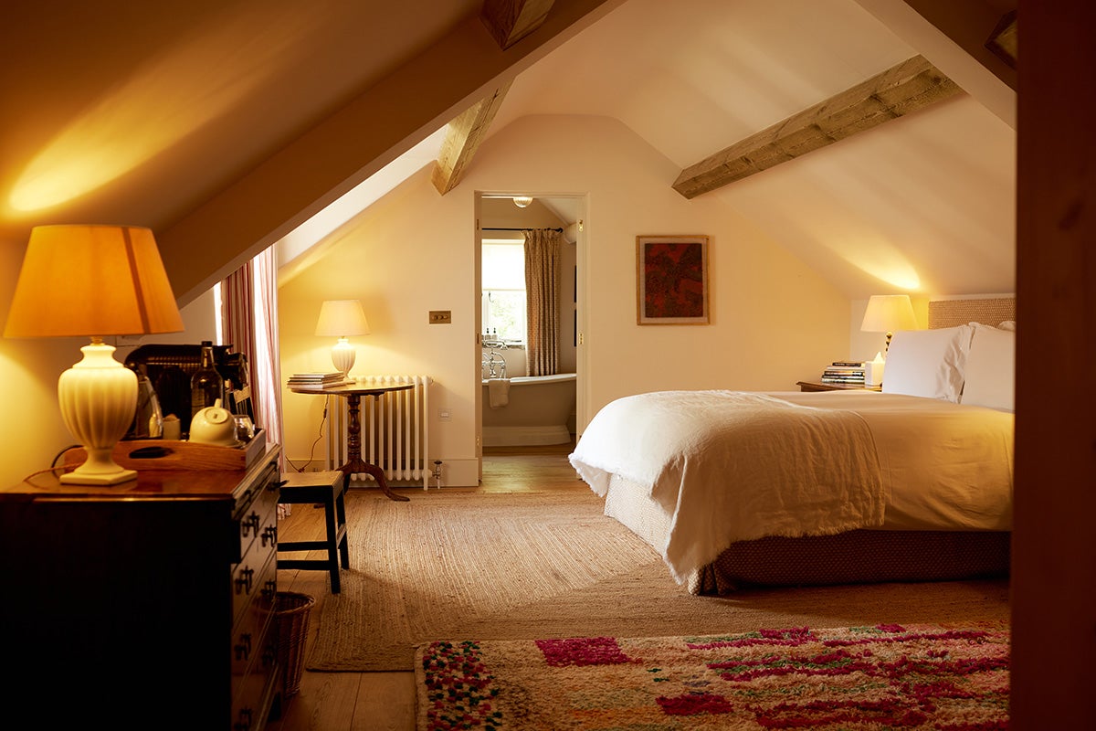 A bedroom at The Three Horseshoes in Batcombe, UK.