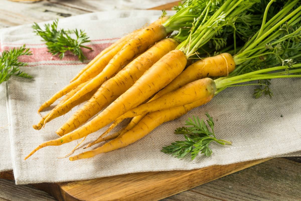 Try to add to your diet tasty yellow carrots, one of the best yellow vegetables