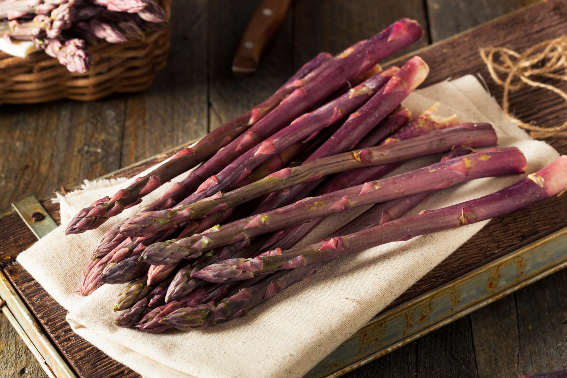 asparagus-varieties-purple-asparagus