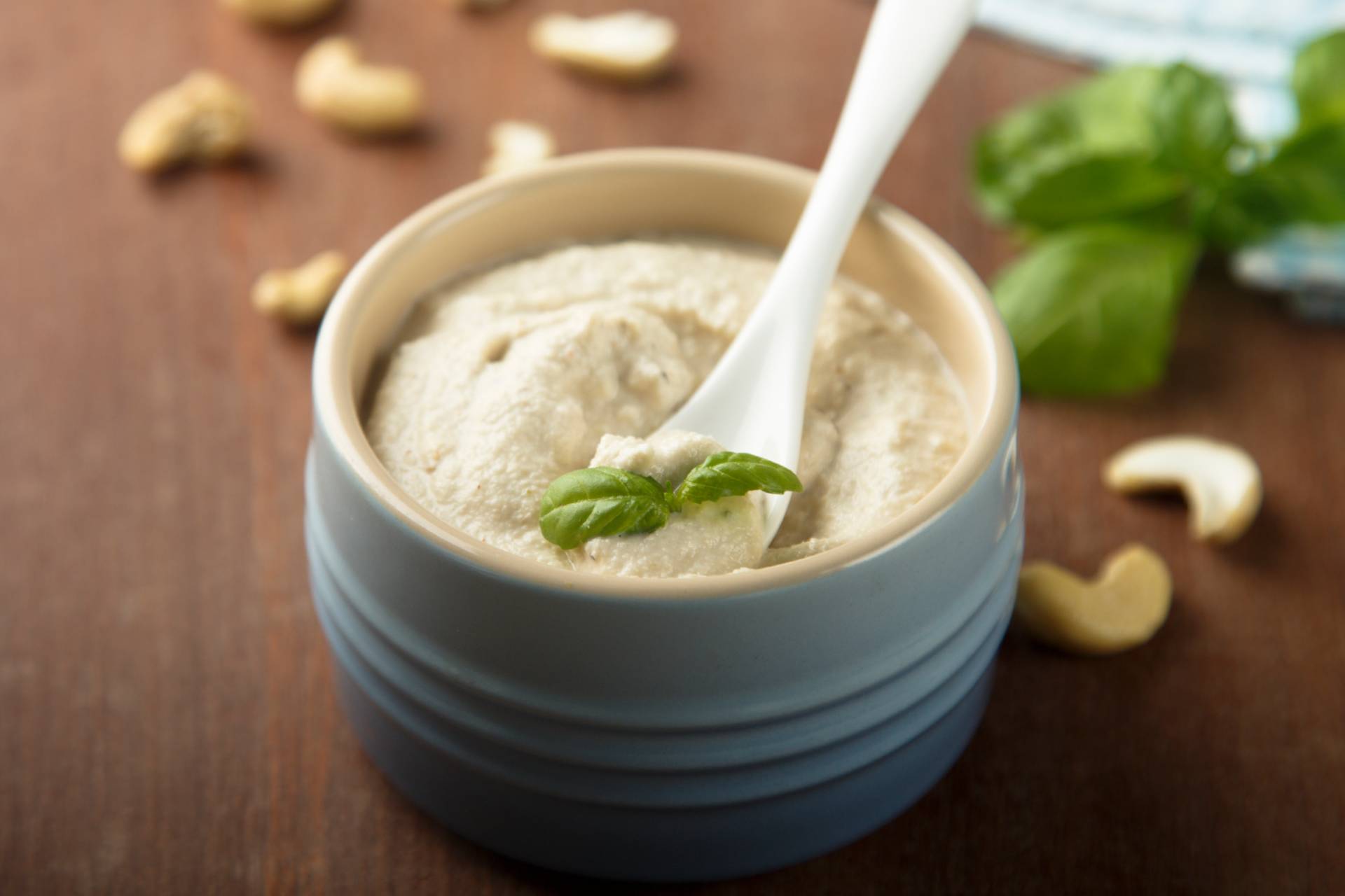 cashew cream ©iStock