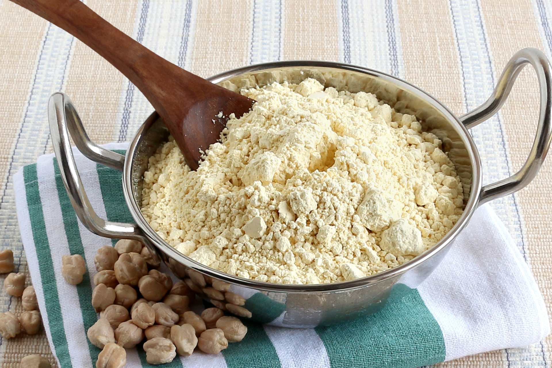 chickpea flour ©iStock
