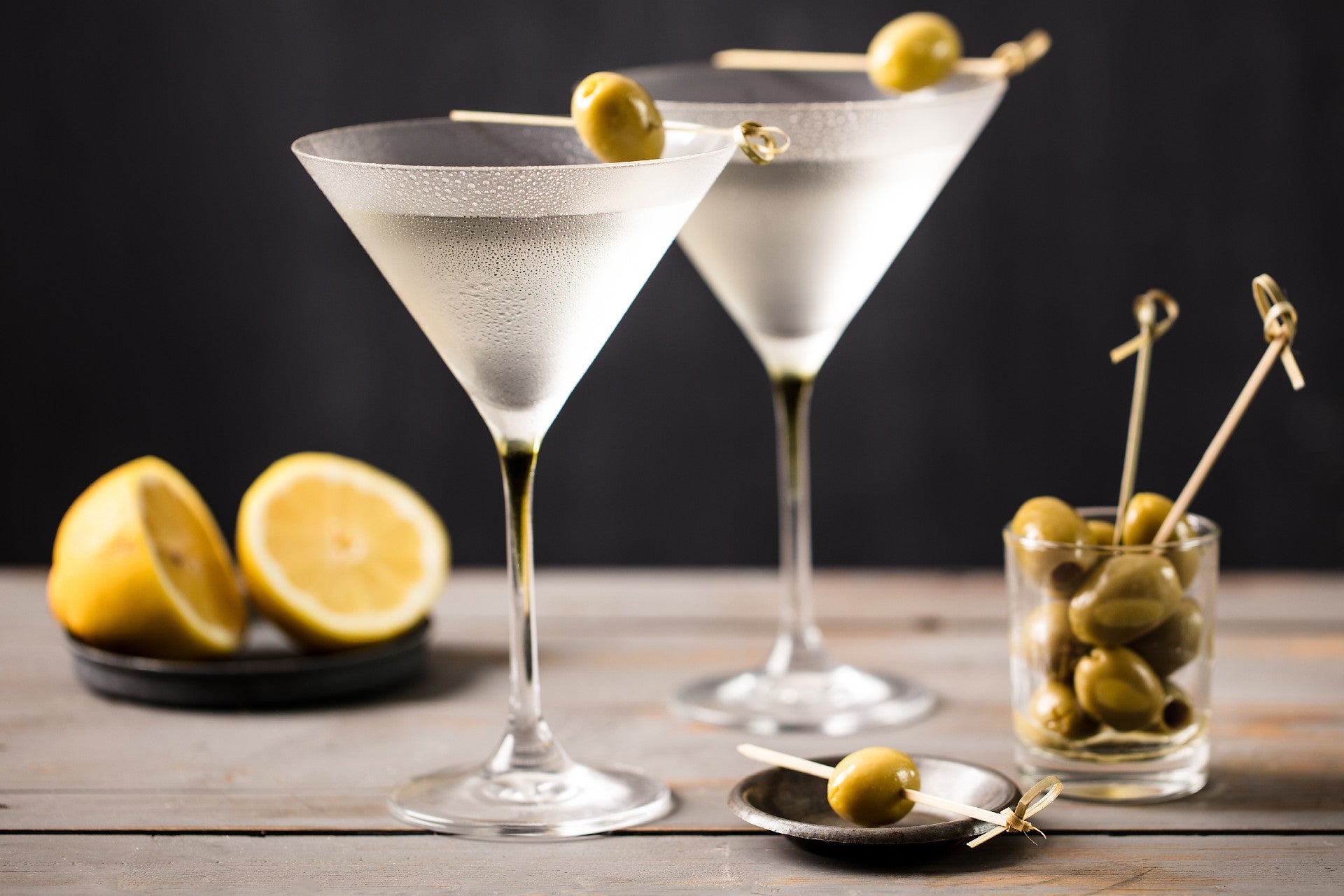 cocktail-garnishes-olives