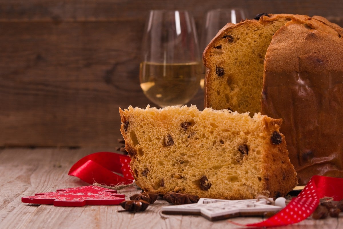 eat-panettone-like-italian-how-serve