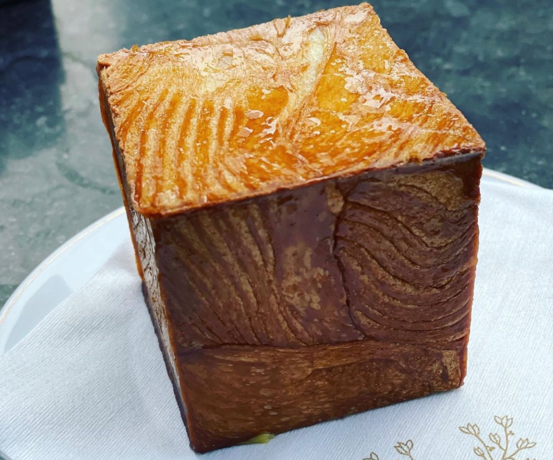a cube brioche