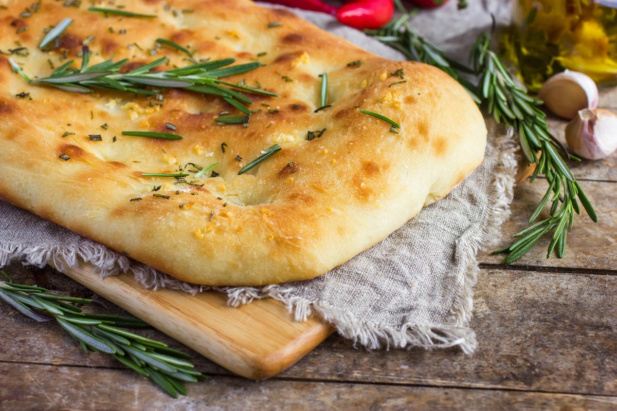 kinds-bread-focaccia