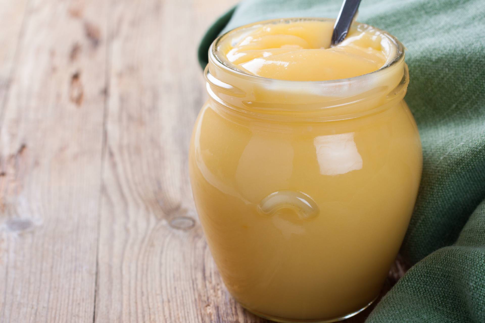 lime custard in a jar ©iStock