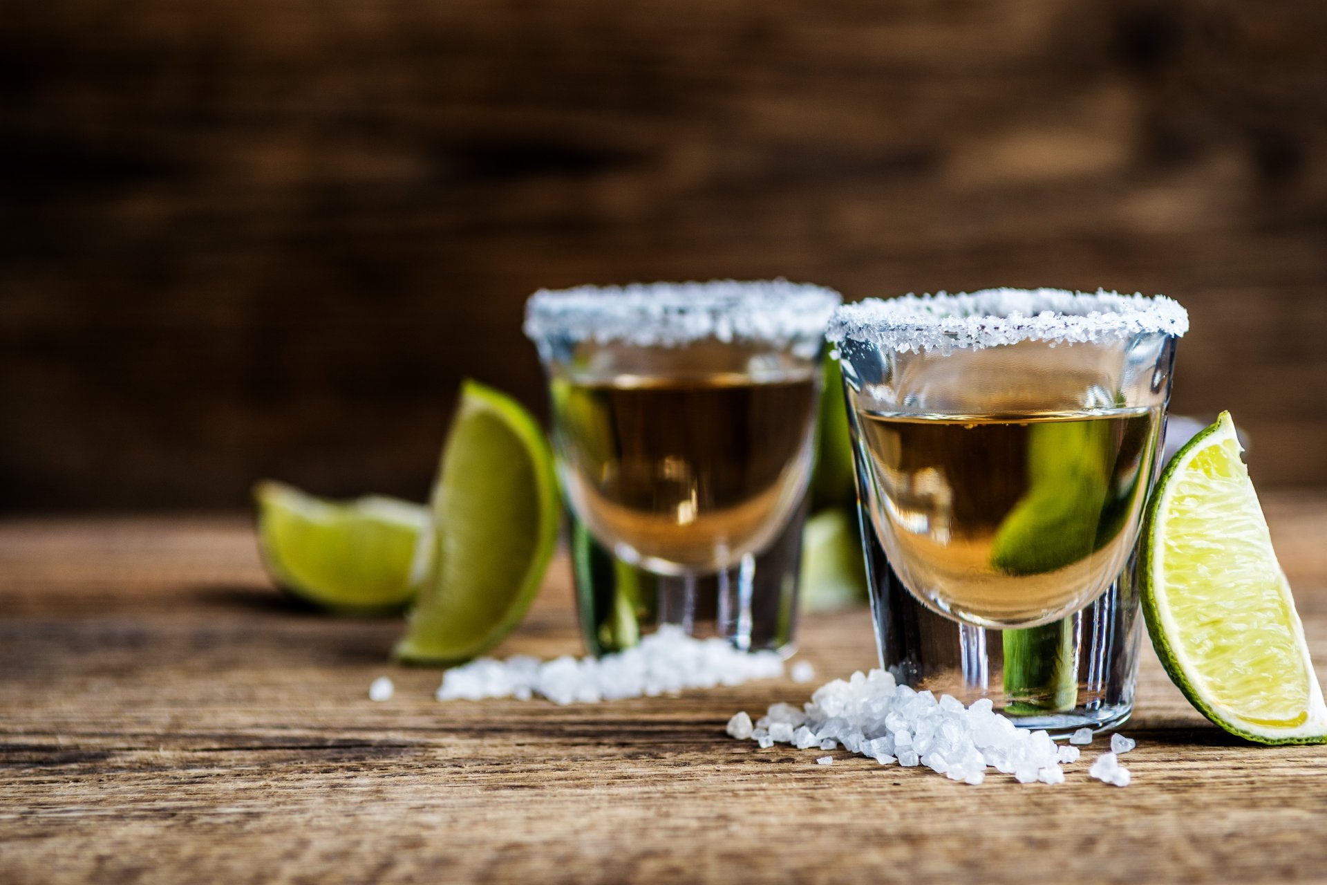 mezcal-vs-tequila-how-drink-tequila