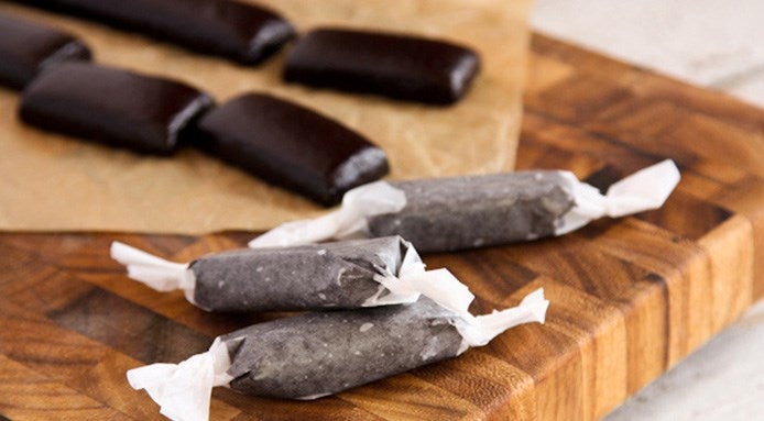 Liquorice caramels