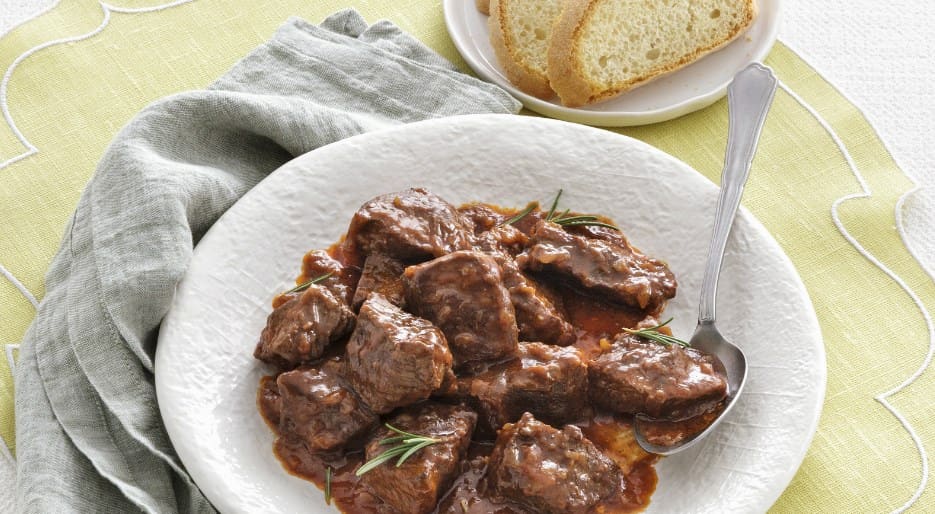 pezzi_di_cavallo_al_sugo