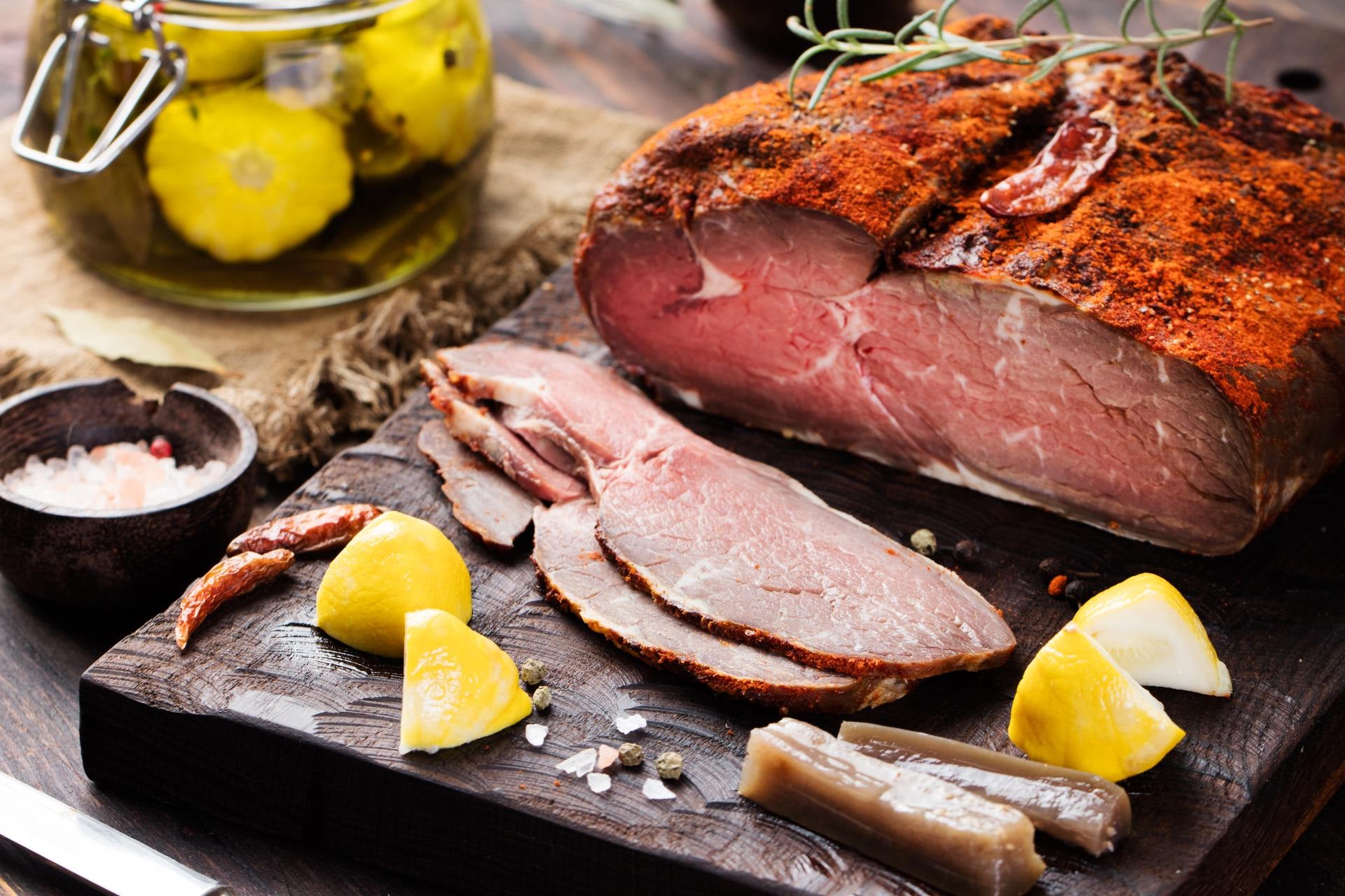 pastrami-vs-corned-beef-what-is-pastrami