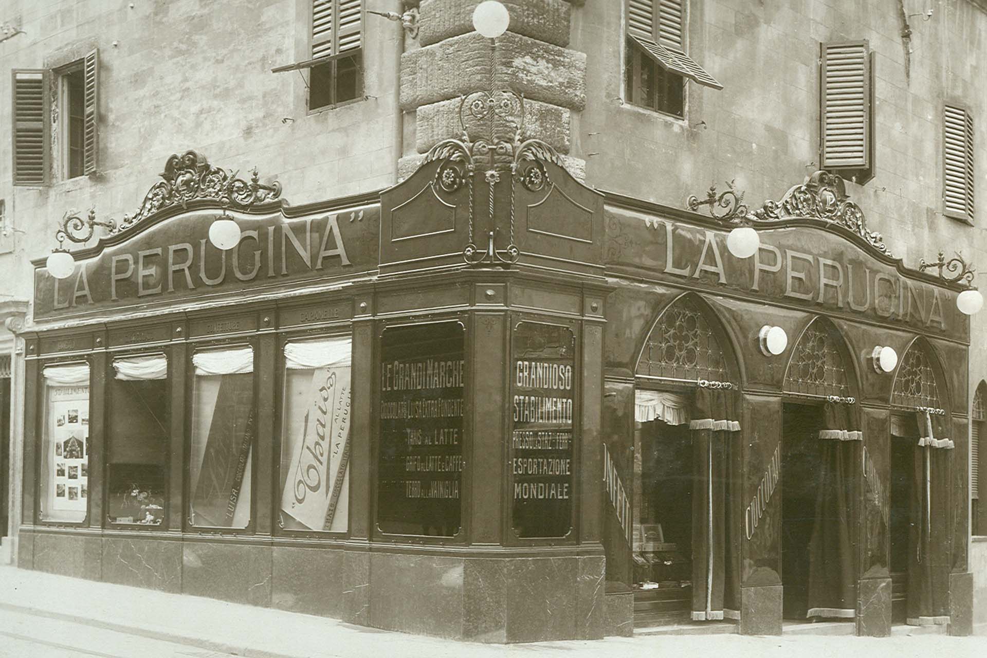 Perugina Shopfront in 1919