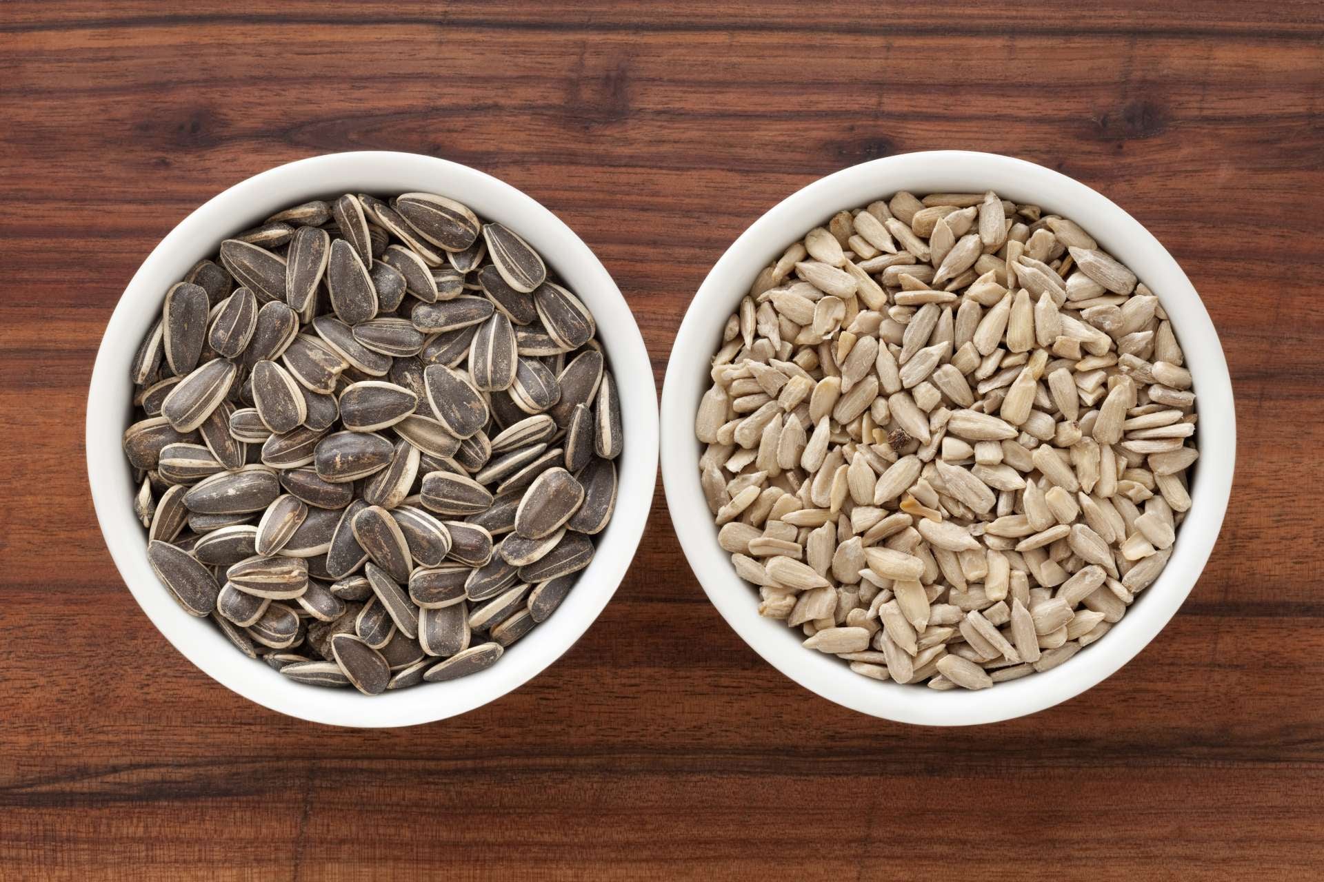 sunflower-seeds-shelled-or-not