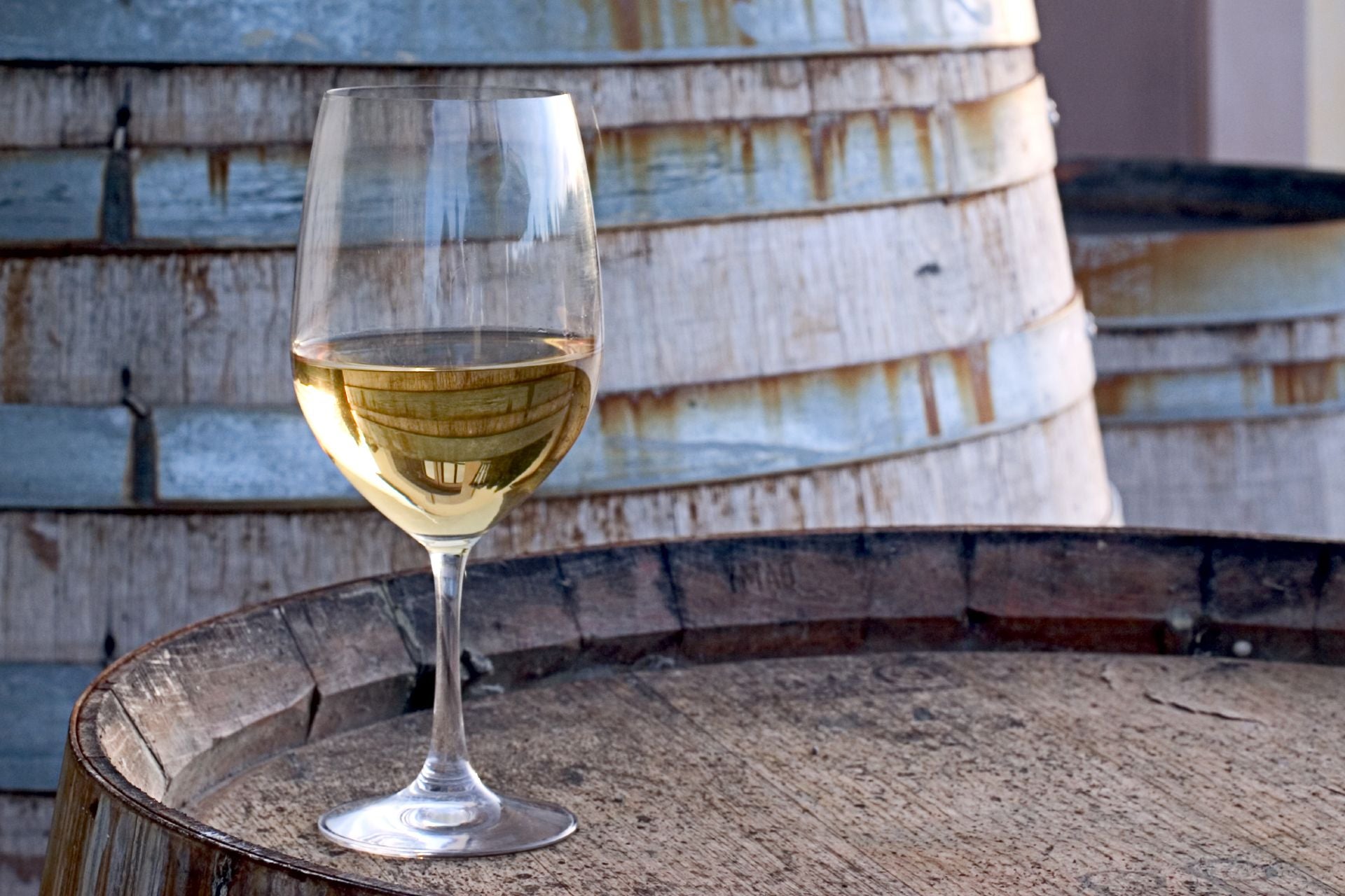 types-glassware-white-wine