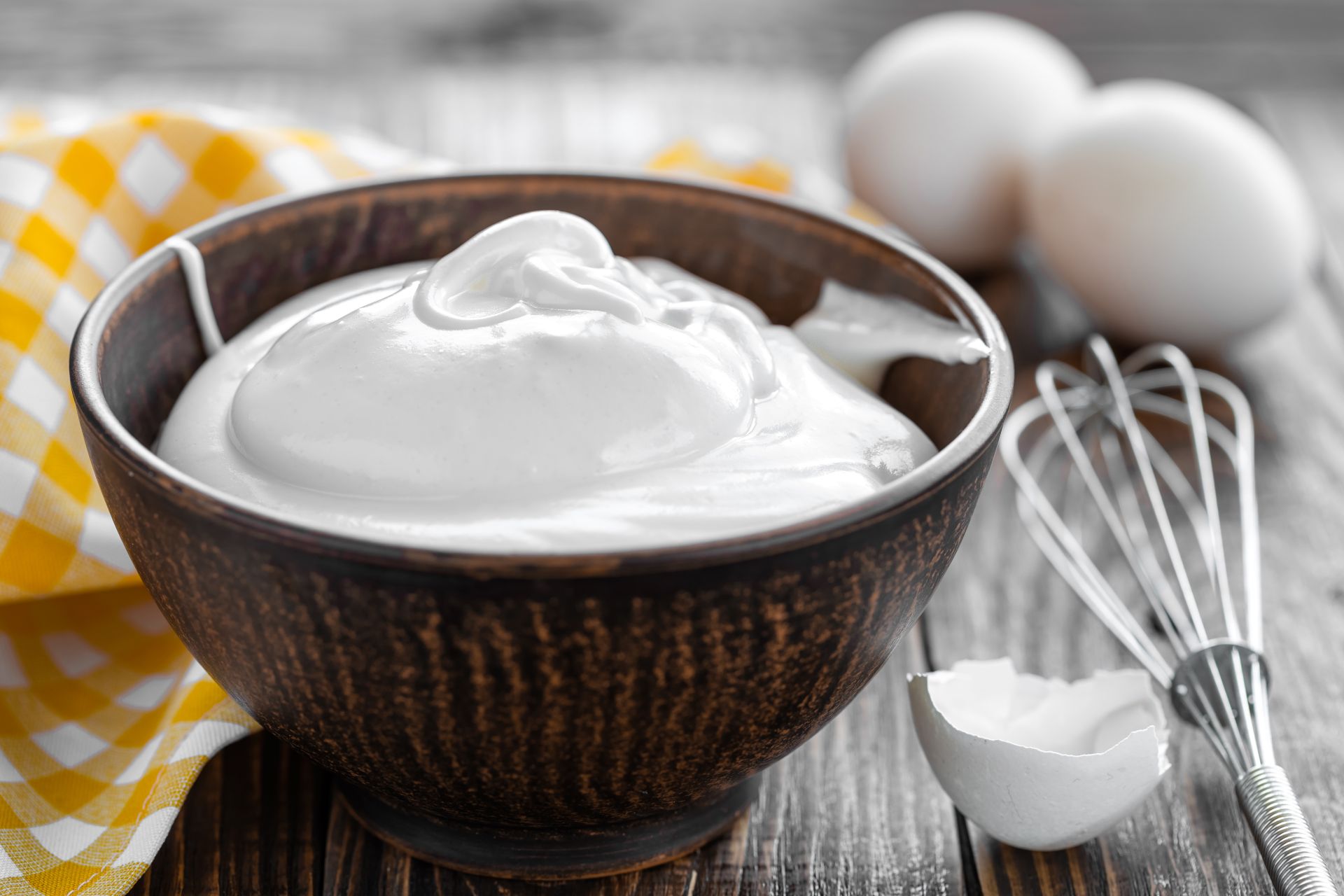 whipped-egg-whites-baking-powder©iStock