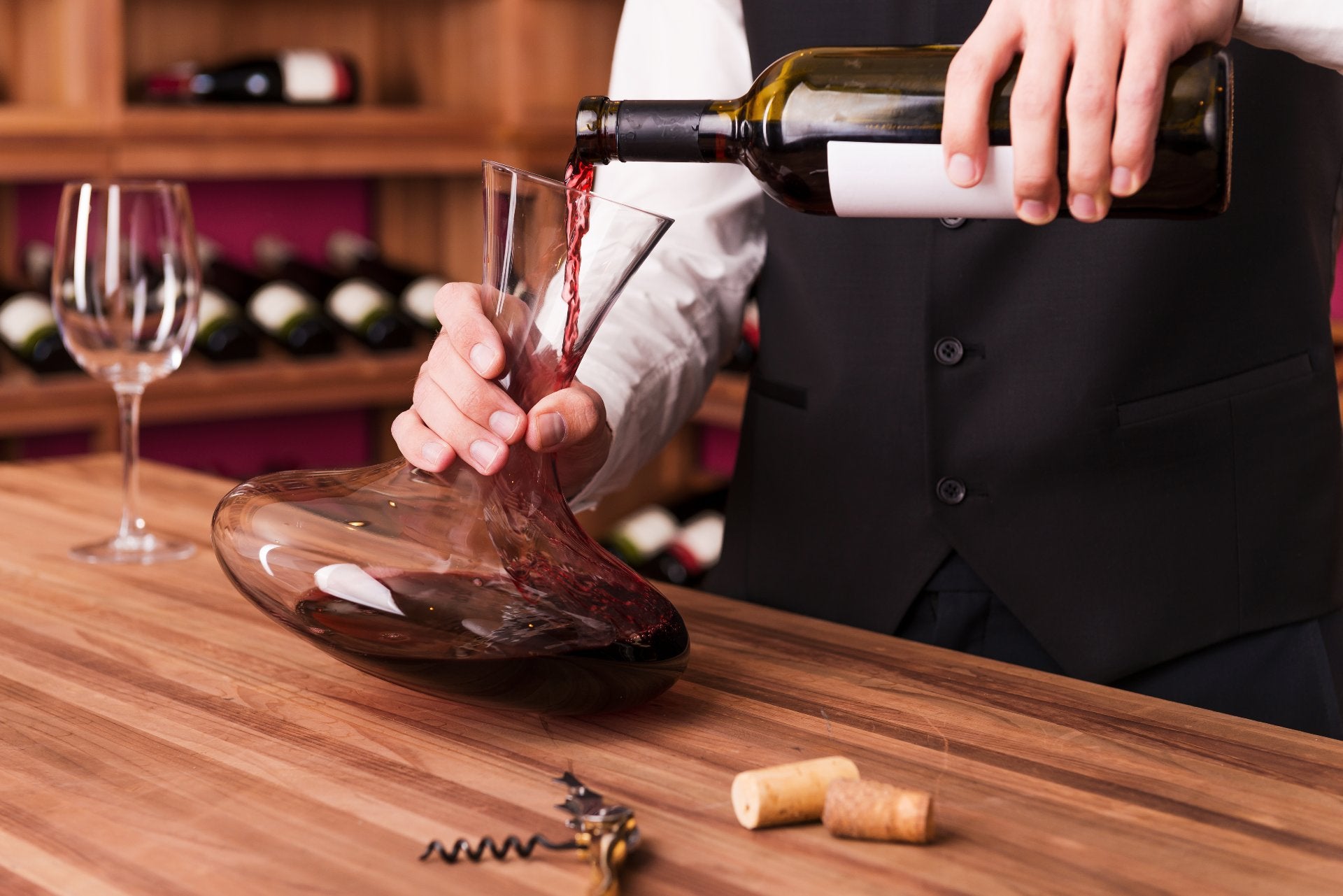 wine-decanter-when-to-use