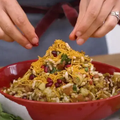 The secrets of indian cookin Street food