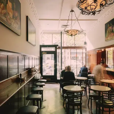 Florentino Cellar Bar