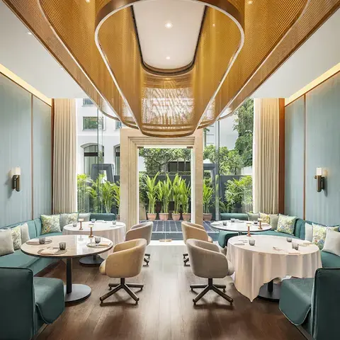 IGNIV Bangkok อิกนีฟ แบงค็อก