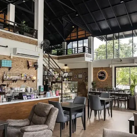 Raticha Cafe &amp; Restaurant