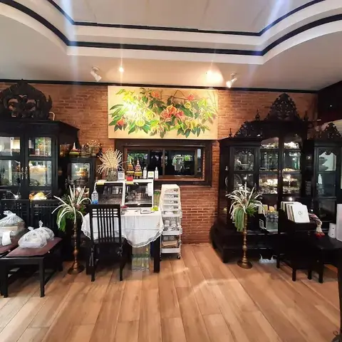 Saiyut &amp; Doctor Sai Kitchen