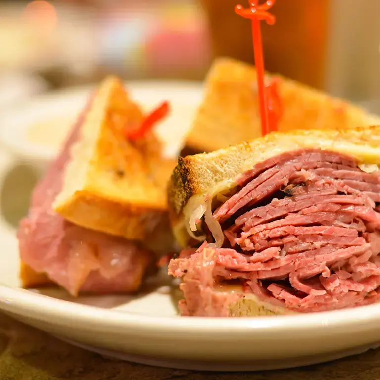 what is pastrami- Fine Dining Lovers