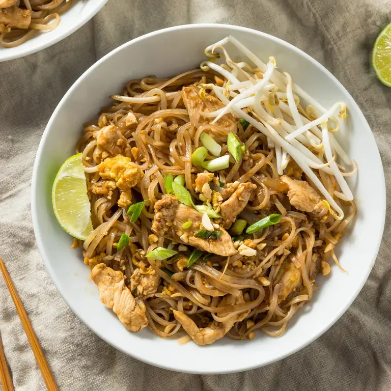 pad thai - Fine Dining Lovers