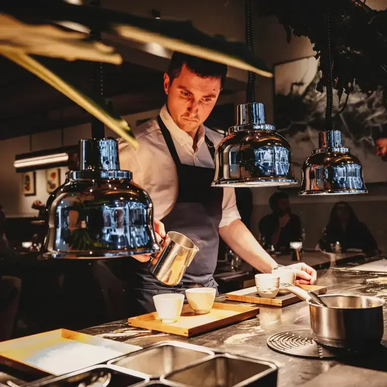 Josh Niland on the pass at Saint Peter.