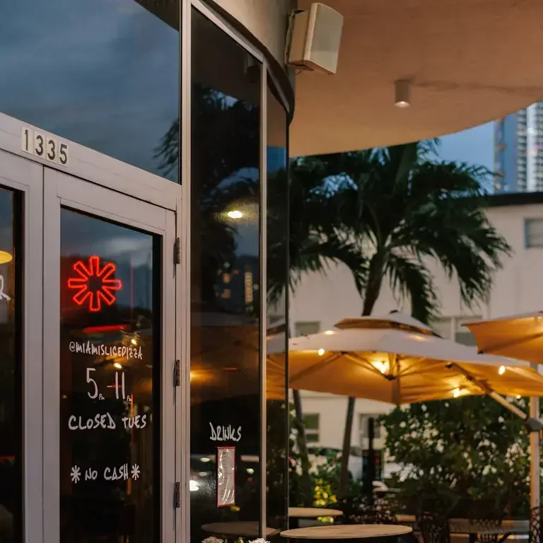 Entranceway to Miami Slice.