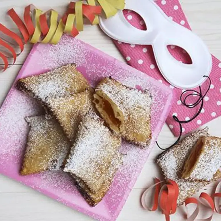 8 Italian Carnevale Sweets