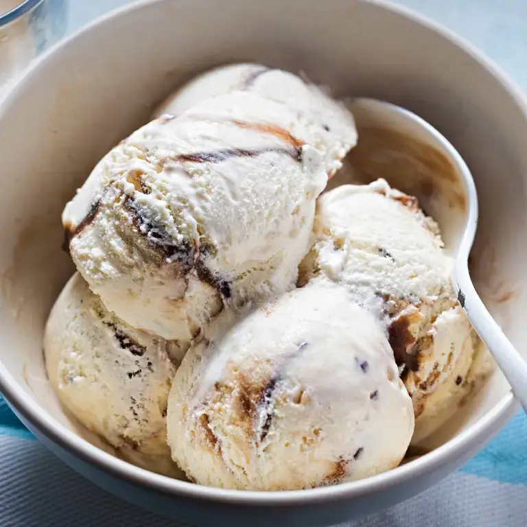 bowl of gelato ©iStock