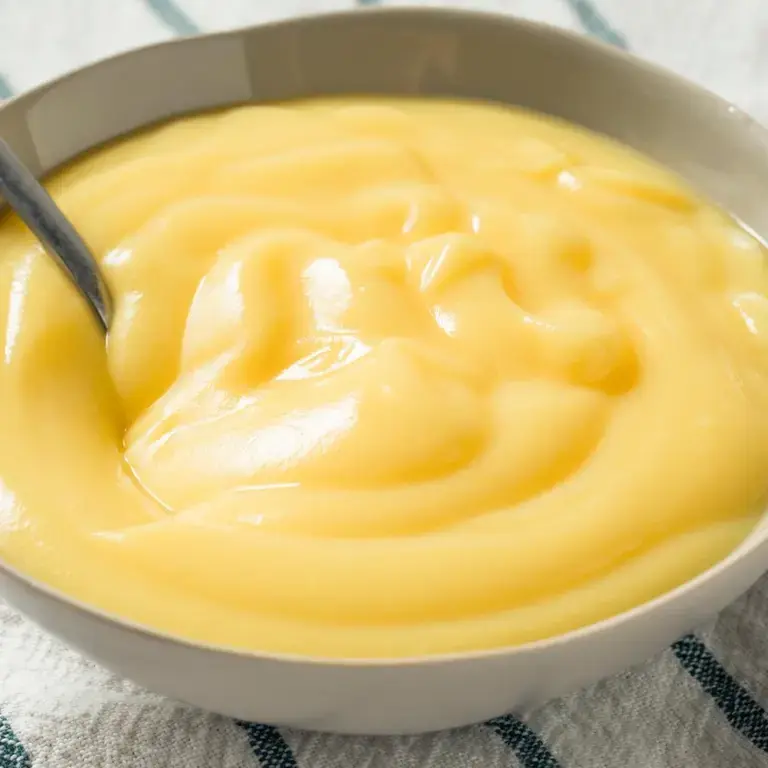 vanilla pastry cream ©iStock