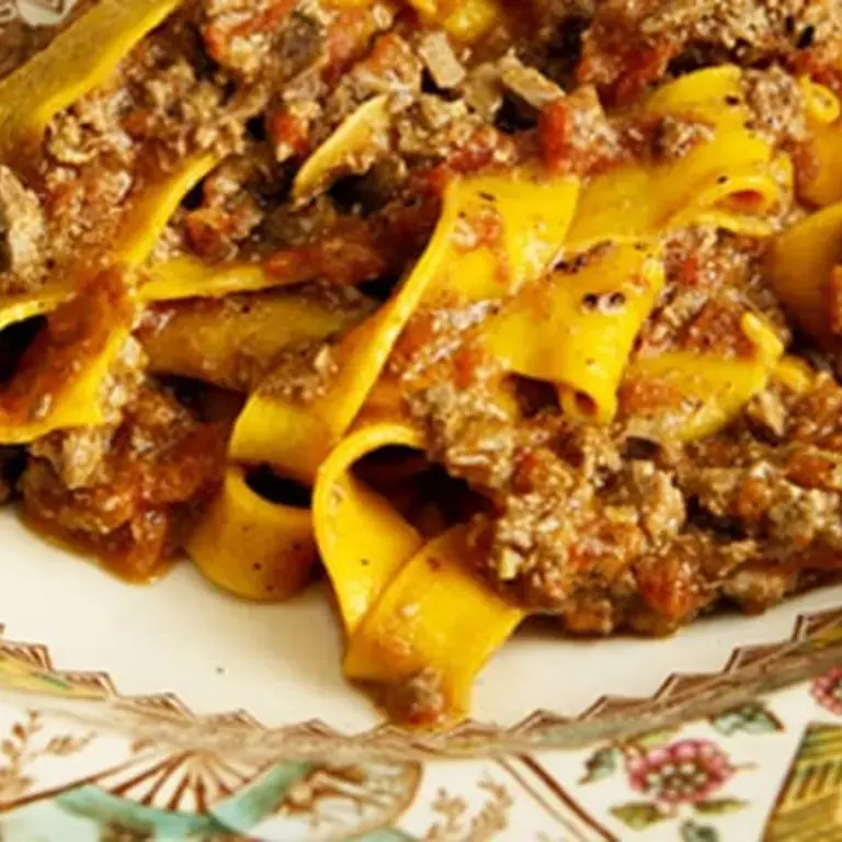 Tagliatelle With Tomato And Chicken Livers