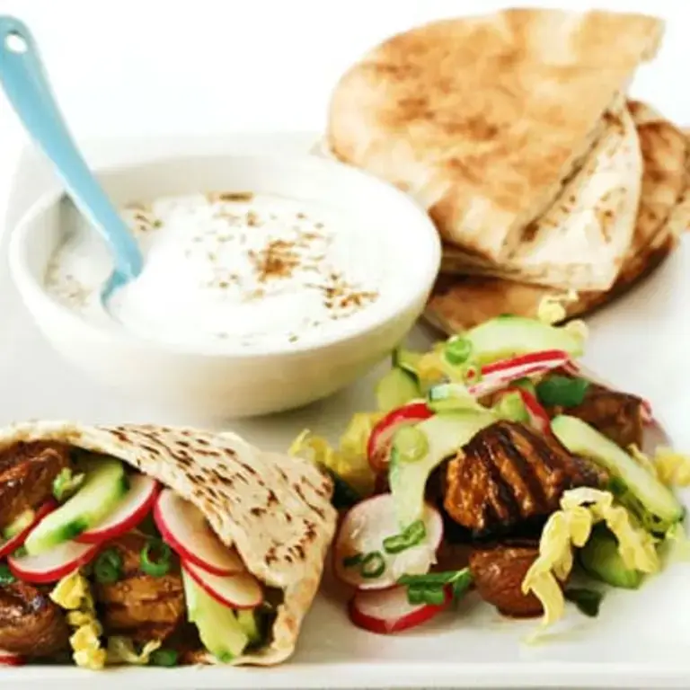 Lamb kebabs with pita bread and yoghurt