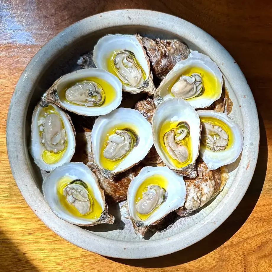 Oysters conservas at Oloroso.