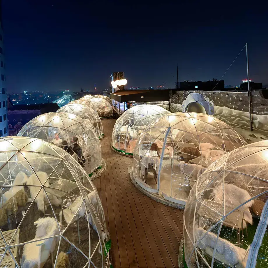 Winter Outdoor Dining Solutions