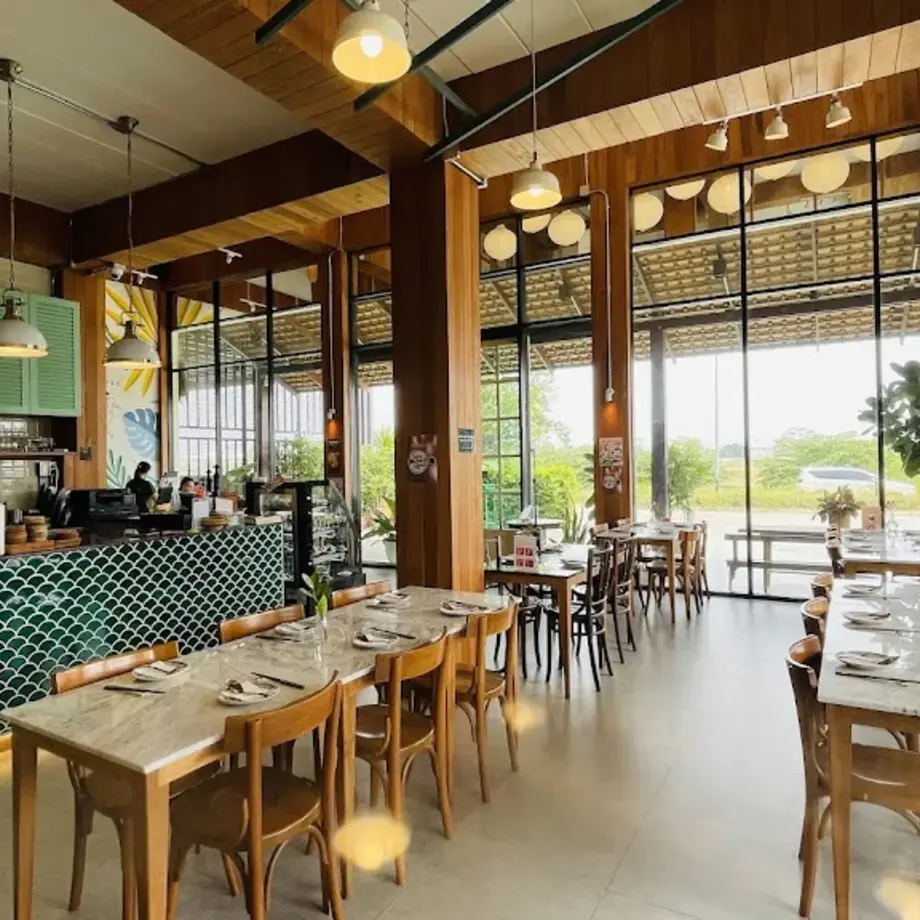 Angeum Vietnamese Restaurant