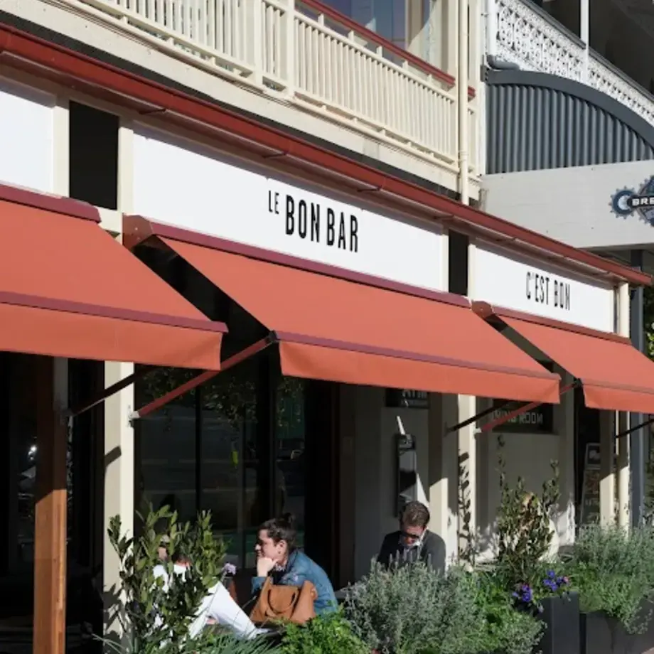 C'est Bon Restaurant &amp; Le Bon Bar