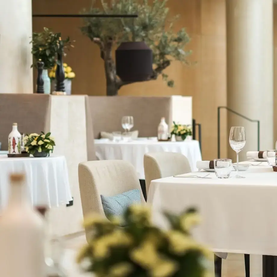 Embassy Room La Marina