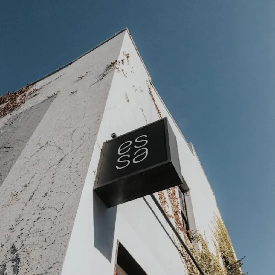 Essa Restaurant