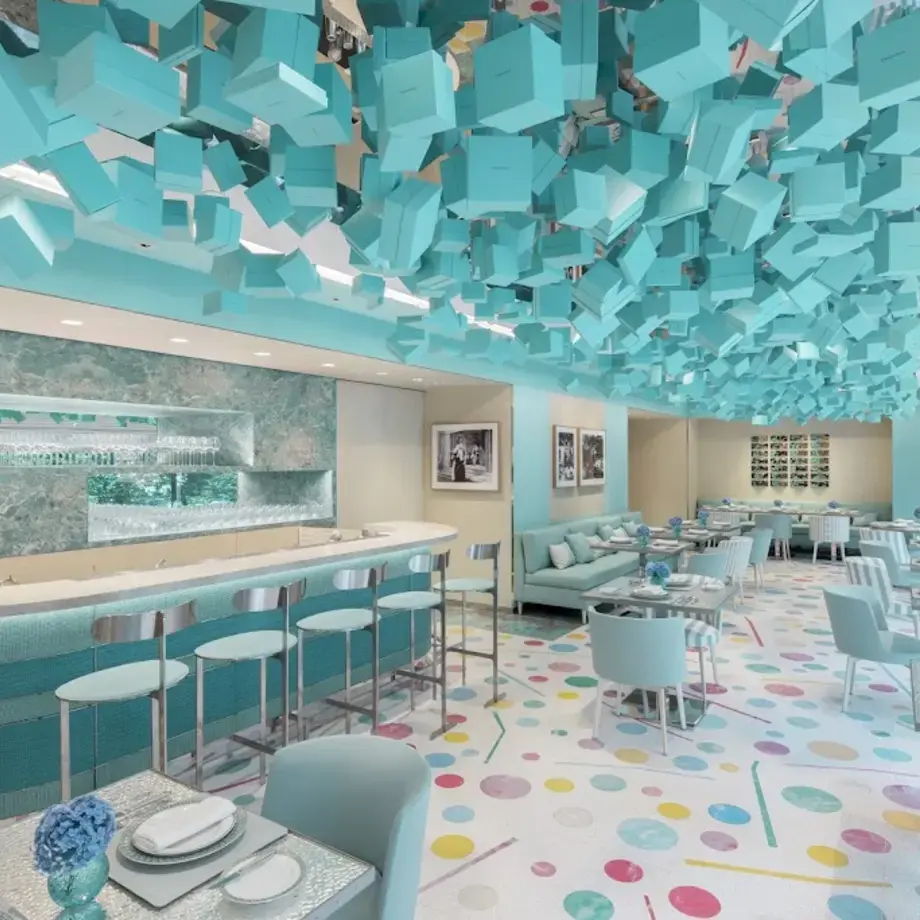 Tiffany Blue Box Café, Hong Kong