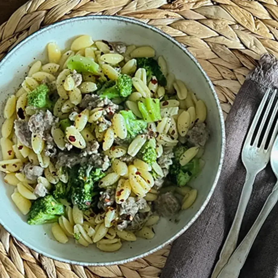 Gnocchetti con salsiccia e broccolini by Stanley Tucci.